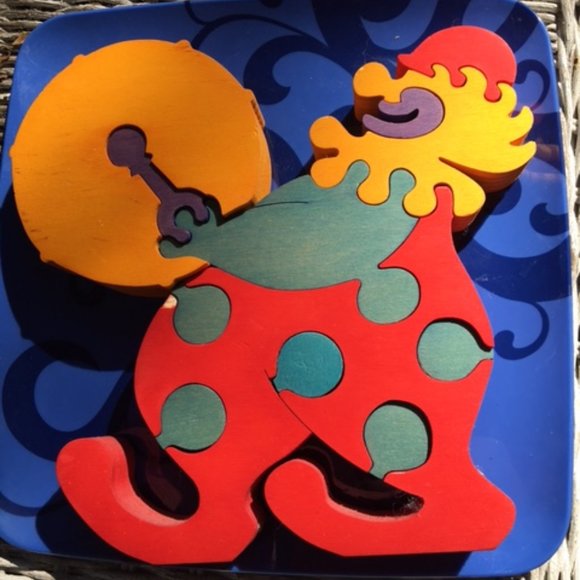EUC ,Solid, Hand scrolled & painted clown puzzle - Picture 3 of 5